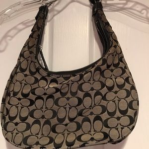 Coach mid size canvas signature vintage hobo bag